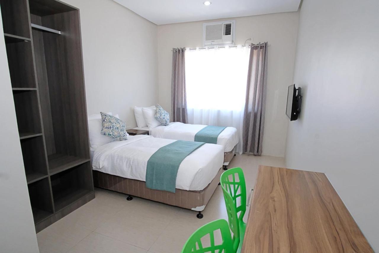 ซูโกร Hotel บาโคลอด ภายนอก รูปภาพ